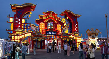 烏蘭察布:特色街區(qū)點(diǎn)亮夜經(jīng)濟(jì)
